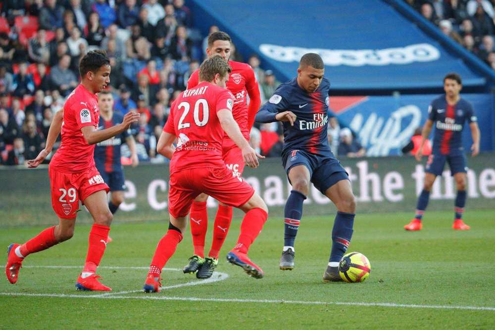  马赛,客场逆转布雷斯特延续争冠强劲势头  