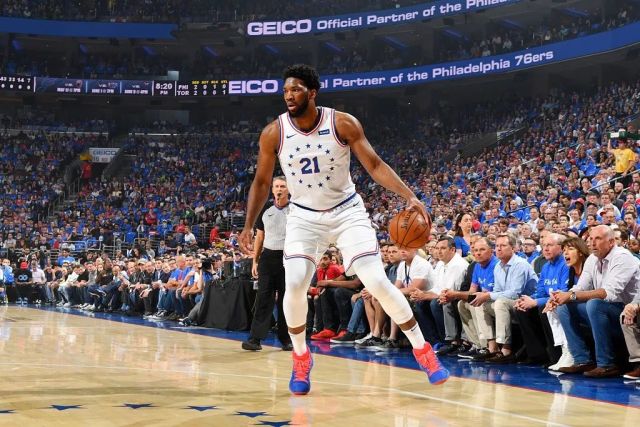  76人恩比德制霸攻防，压制猛龙收获四连胜